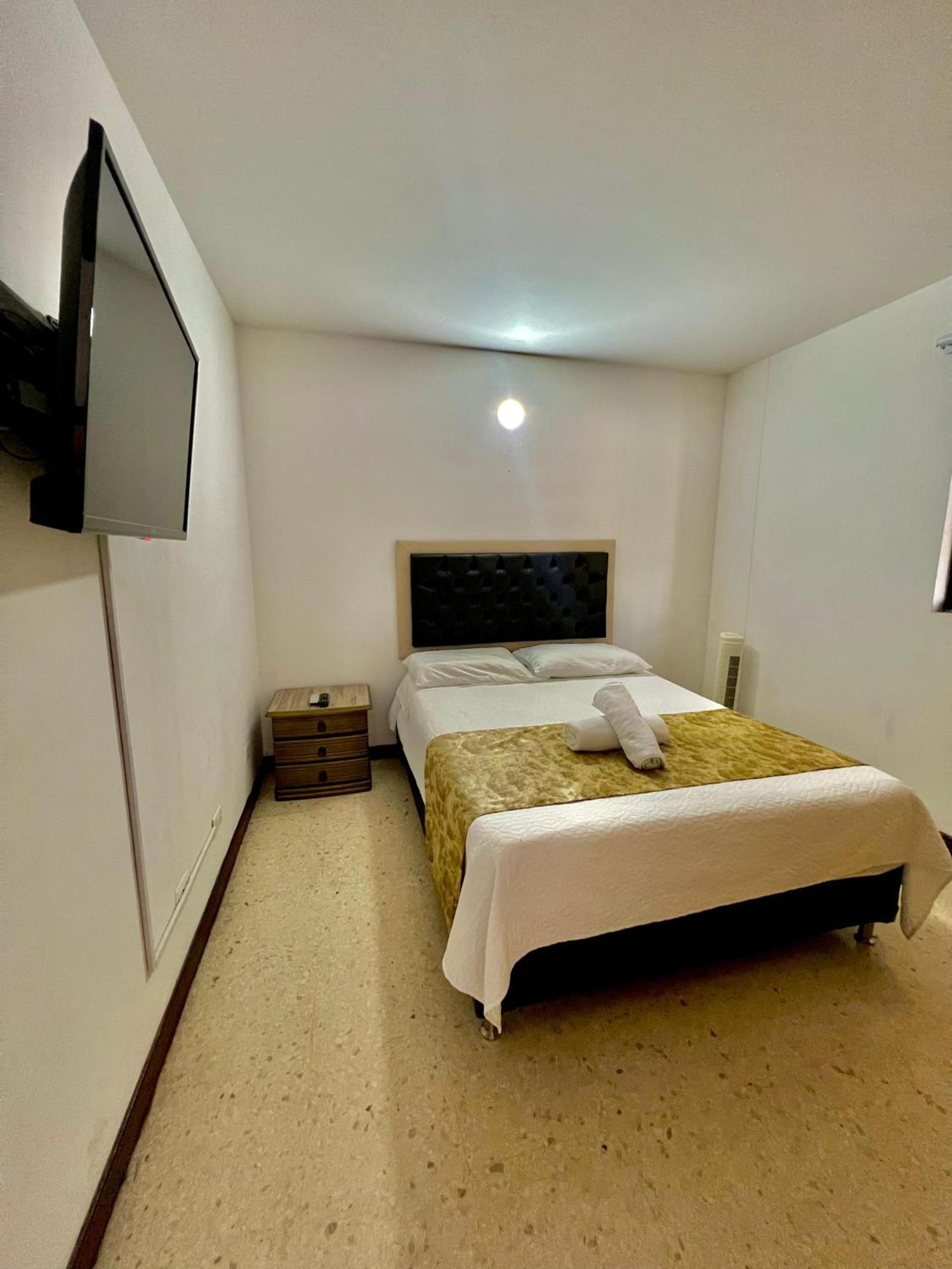 Hotel Torre Primavera Медельин Экстерьер фото