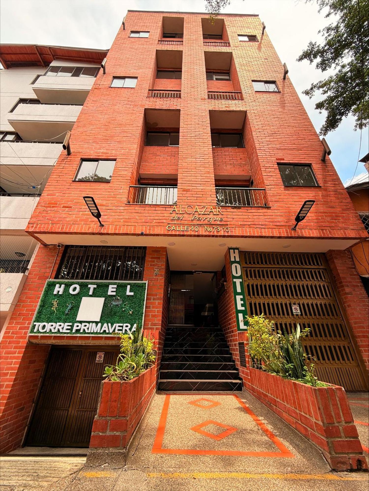 Hotel Torre Primavera Медельин Экстерьер фото