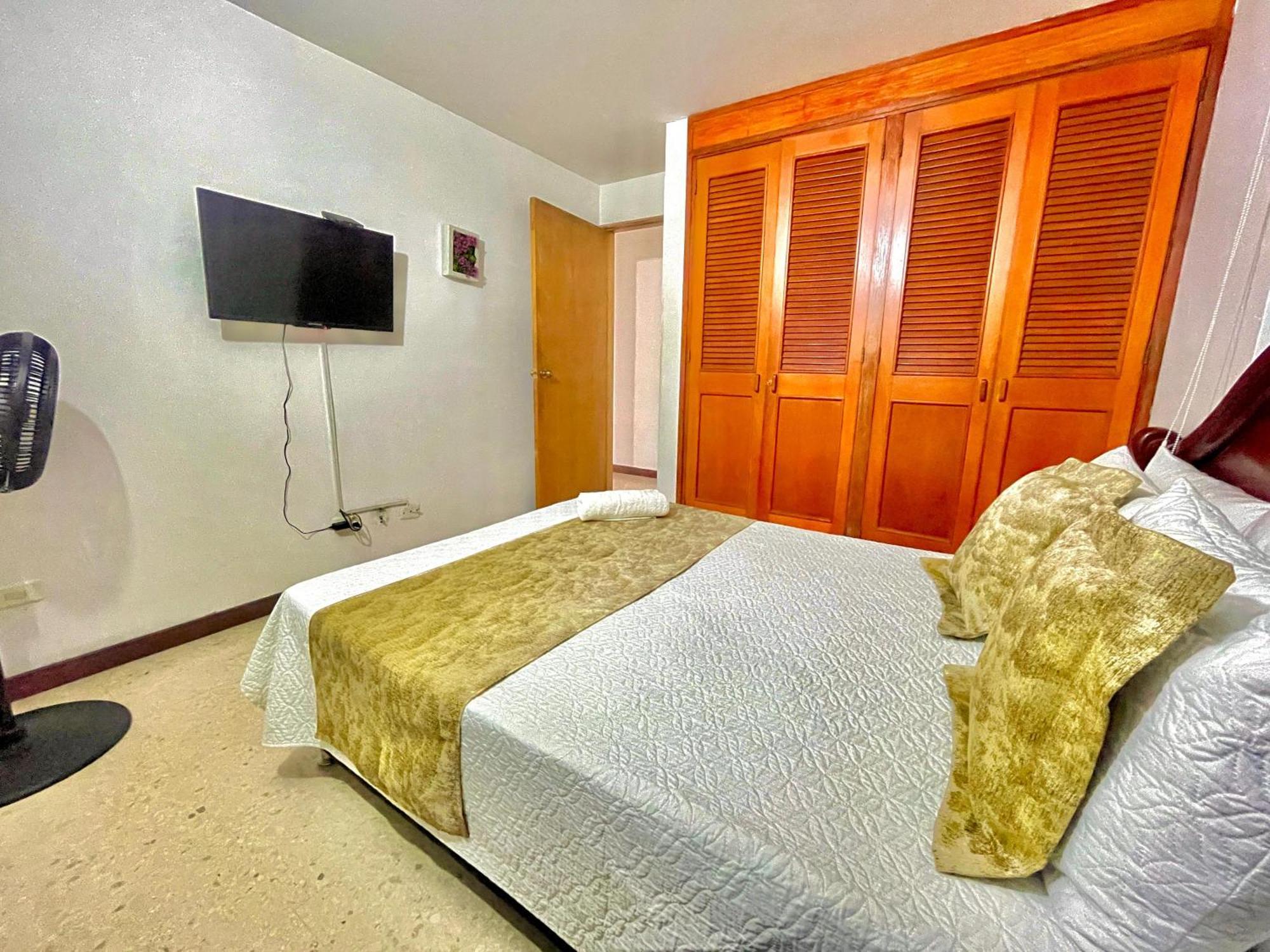 Hotel Torre Primavera Медельин Экстерьер фото